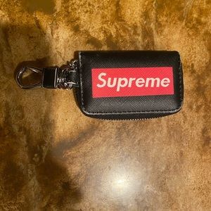 Supreme Coin Pouch